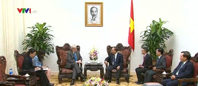 Premierminister Nguyen Xuan Phuc trifft den ehemaligen australischen Regierungschef Kevin Rudd - ảnh 1