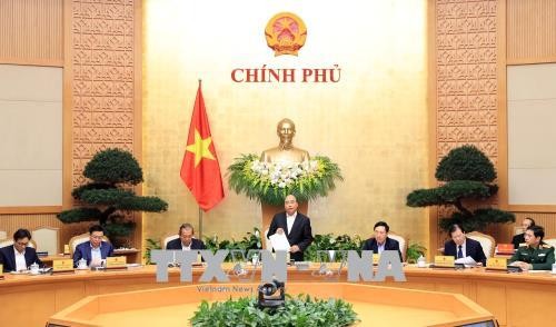 Premierminister Nguyen Xuan Phuc: Politik der Regierung soll positiver sein - ảnh 1