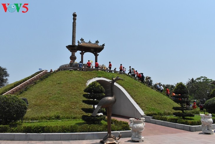Besuche an den historischen Orten in Truong Son - ảnh 15