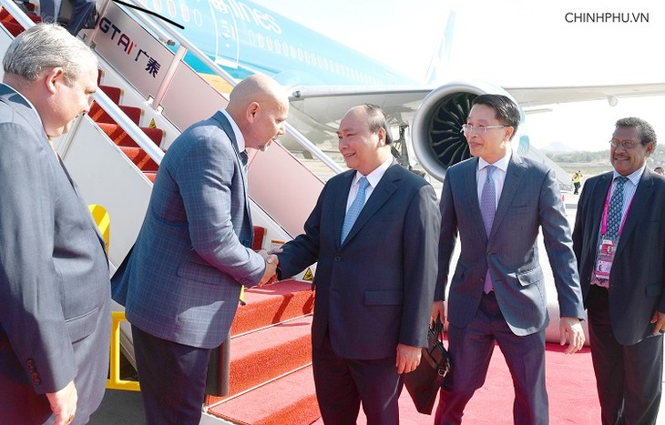 Premierminister Nguyen Xuan Phuc reist nach Papua-Neuguinea für APEC 26 - ảnh 1