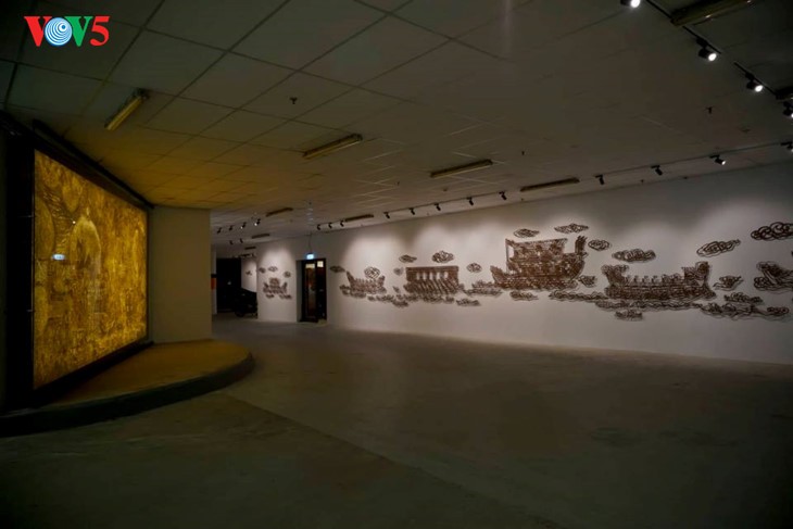 Der einzigartige zeitgenössische Kunstraum im Parlamentsgebäude - ảnh 1