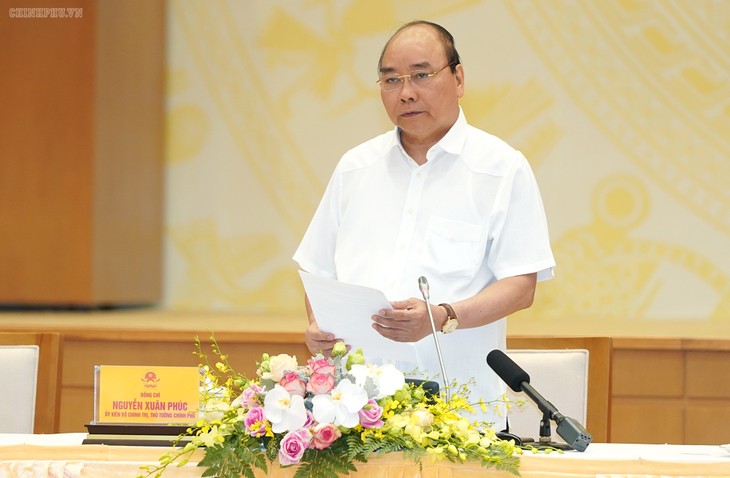 Premierminister Nguyen Xuan Phuc leitet Online-Konferenz über die Auszahlung des öffentlichen Investitionskapitals - ảnh 1
