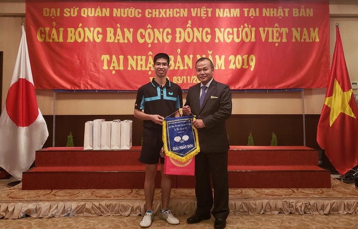 Das erste Tischtennis-Turnier der vietnamesischen Gemeinschaft in Japan - ảnh 1
