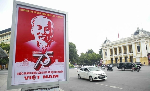 Spitzenpolitiker der Länder beglückwünschen Vietnam zum Nationalfeiertag - ảnh 1