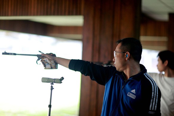Sportschütze Hoang Xuan Vinh nimmt an den Olympischen Spielen 2021 in Tokio teil - ảnh 1