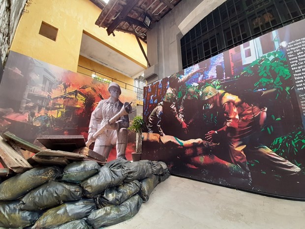 Ausstellung “Der Eid des Todes” im Gefängnis Hoa Lo - ảnh 1
