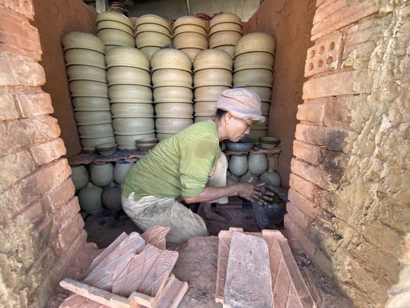 Das 500-jährige Keramik-Dorf in Hoi An erhält den Titel „Nationales immaterielles Kulturerbe“ - ảnh 1