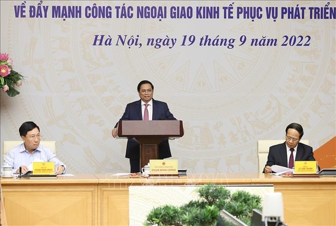 Premierminister Pham Minh Chinh: Die Wirtschaftsdiplomatie weiterhin ausbauen - ảnh 1