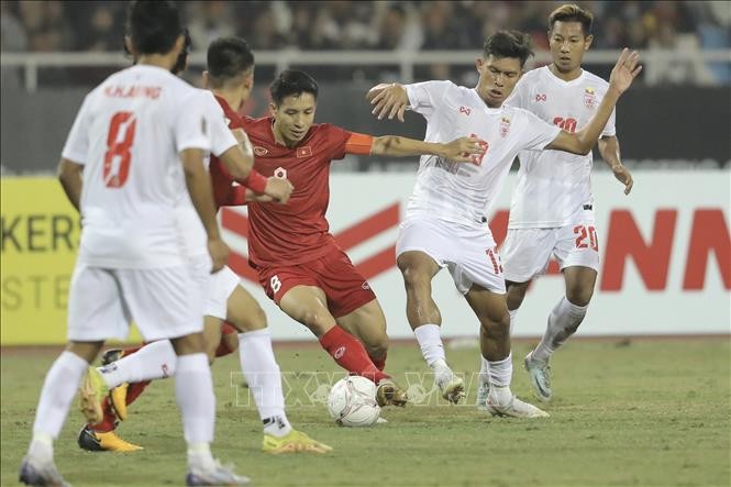 Vietnam gewinnt mit 3:0 gegen Myanmar und belegt den ersten Platz in der Gruppe B beim AFF Cup 2022 - ảnh 1