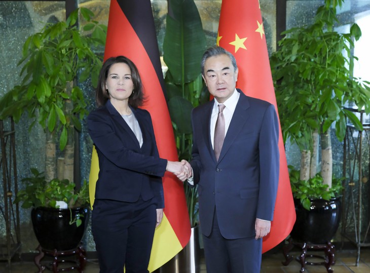China erwartet deutsche Unterstützung für friedliche Wiedervereinigung - ảnh 1