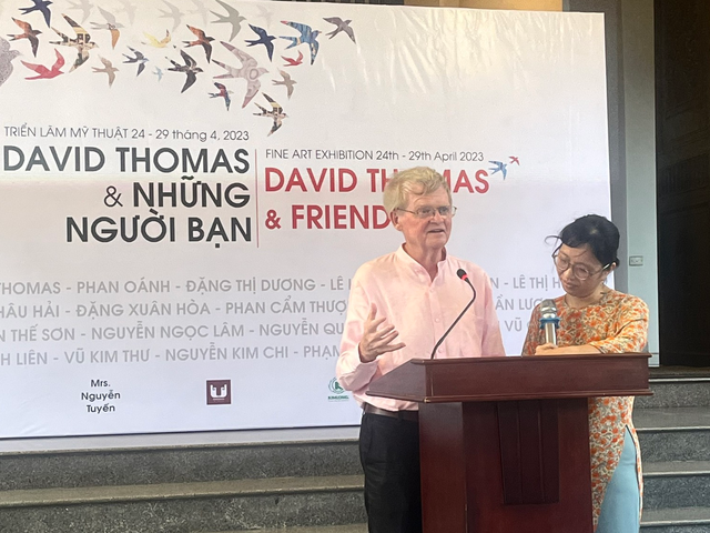 21 vietnamesische Maler nehmen an der Ausstellung „David Thomas und Freunde” teil - ảnh 1