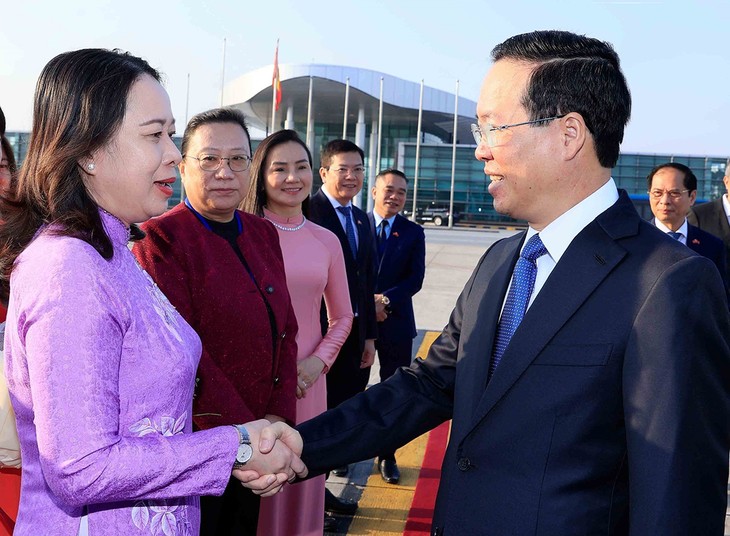 Staatspräsident Vo Van Thuong reist für das „Gürtel und Straße“-Forum nach China - ảnh 1