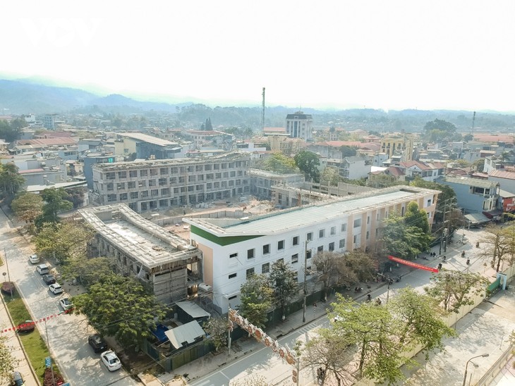 Neues Aussehen der Stadt Dien Bien Phu nach 70 Jahren Befreiung - ảnh 16