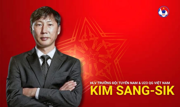 Trainer Kim Sang-sik leitet die vietnamesische Fußballnationalmannschaft - ảnh 1