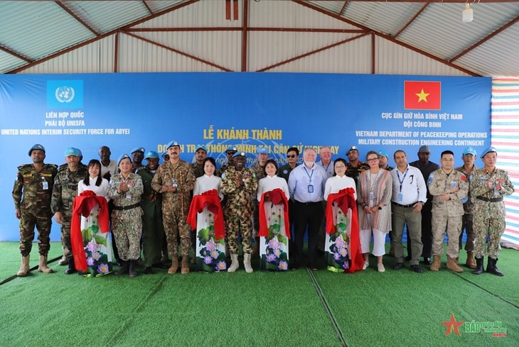 Die vietnamesische Pioniertruppe weiht die intelligente Kaserne in Abyei ein - ảnh 1