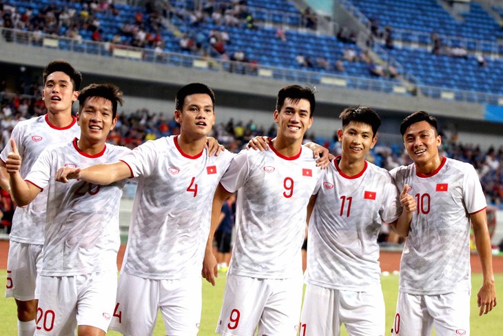 U22 베트남 축구팀, 국제친선경기에서 중국을 꺽어 - ảnh 1