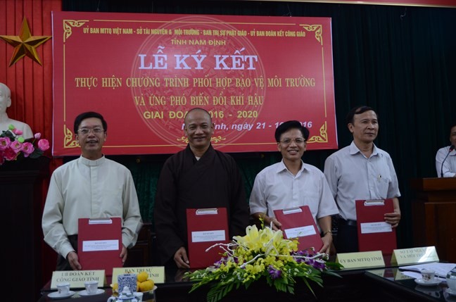남딘(Nam Định)성 가톨릭 공동체, 지역사회 경제개발 사업에 적극 참여 - ảnh 1