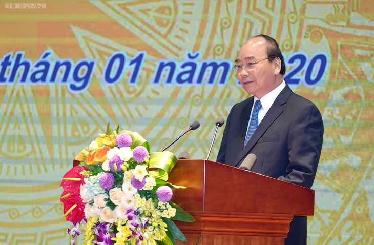 응우옌 쑤언 푹 총리, 2020년 중앙은행 시무식 참석 - ảnh 1
