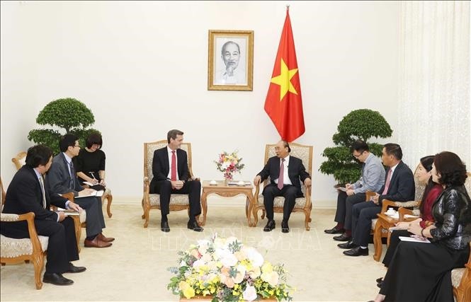 ADB, 베트남과 2021-2025 사회경제개발전략 수립 협력 및 향후 10년간 베트남 개발 촉진 지원 - ảnh 1