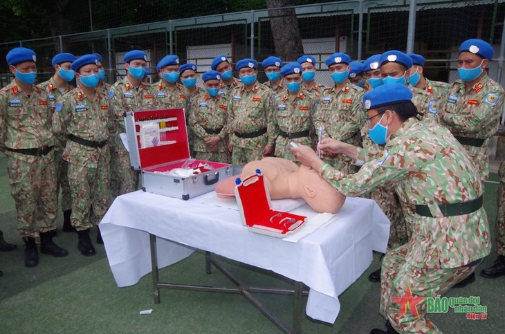 베트남 4호 2급 야전병원 보충 의료 전문성 훈련 - ảnh 2