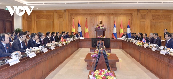 Toàn cảnh chuyến thăm chính thức CHDCND Lào của Chủ tịch Quốc hội Vương Đình Huệ - ảnh 3