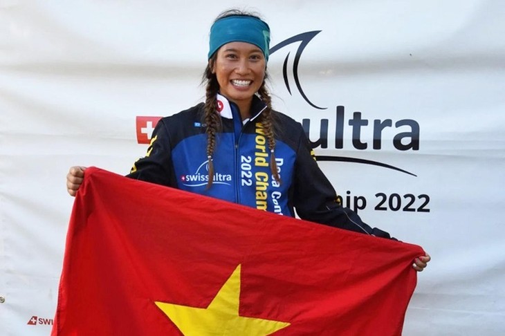 베트남 여자 선수, 트라이애슬론 챔피언십 우승 - ảnh 1