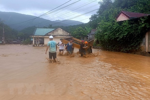 주석, 홍수 구조작업 모범 국민에게 서한 보내 - ảnh 1