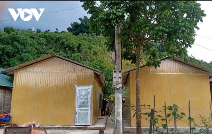 라이쩌우성 빈곤 가정을 위한 주택 건설 사업 - ảnh 1