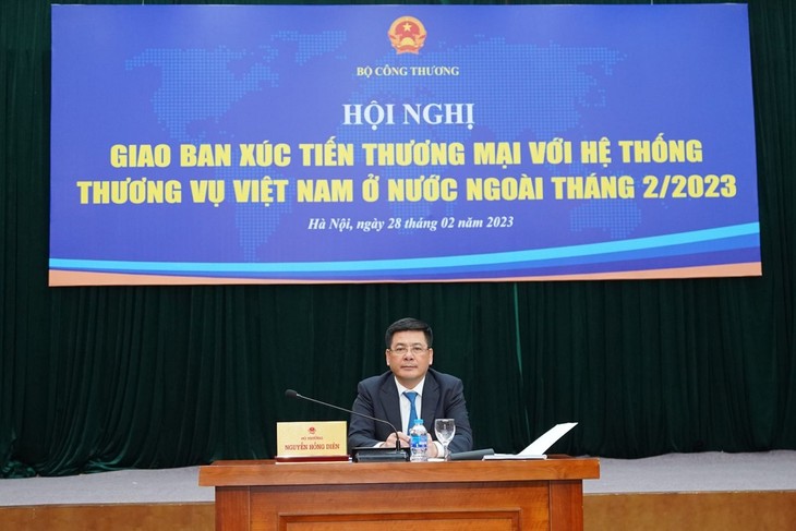 해외 베트남 무역 기관, 상품 수출 촉진 노력 - ảnh 1