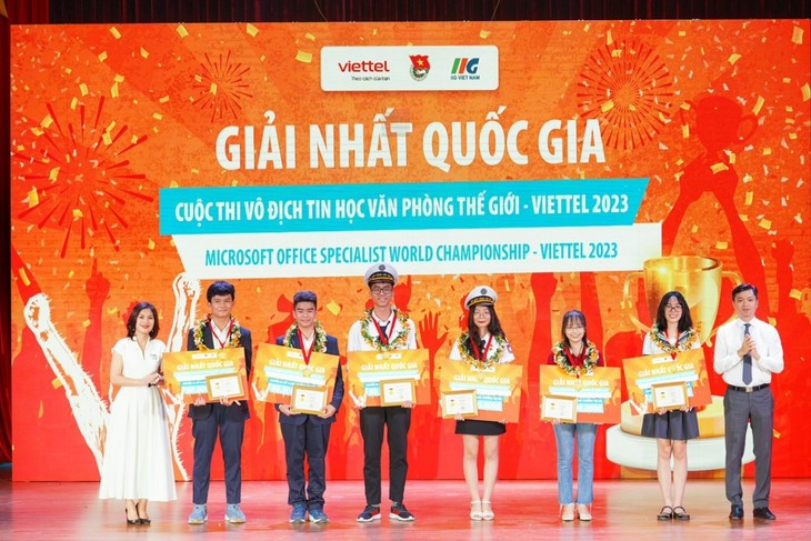 베트남인 9명, MOS‧ ACP 세계 경진 대회 참가 - ảnh 1