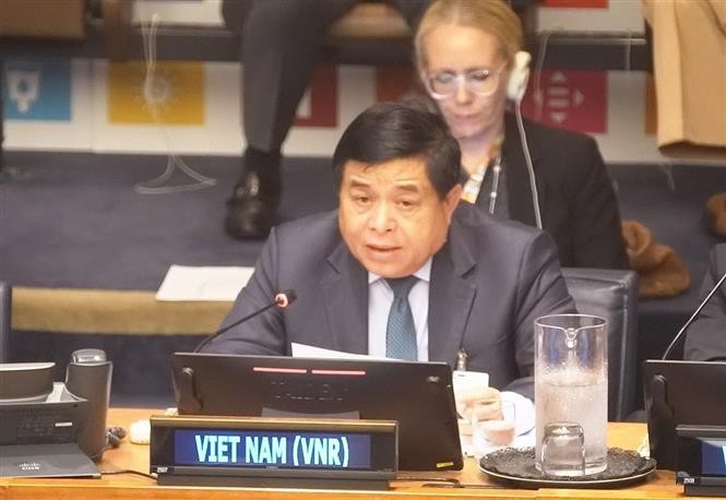 베트남, 2023 유엔 고위급 정치 포럼 참석 - ảnh 1