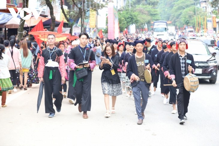 베트남 독립기념일을 맞아 다채로운 문화관광 할동 개최 - ảnh 1