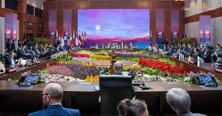 팜 민 찐 총리, 아세안-호주 및 아세안-유엔 고위급 회의 참석 - ảnh 1