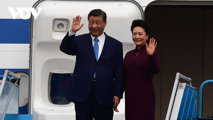 시진핑 중국 주석, 하노이에 도착해…베트남 국빈 방문 시작 - ảnh 1