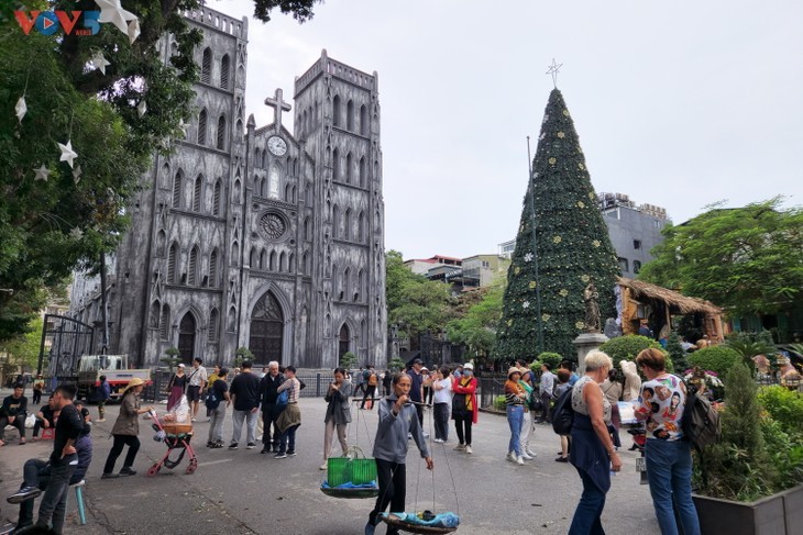 하노이 곳곳을 채운 성탄절 분위기 - ảnh 3
