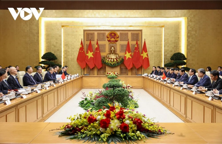 នាយករដ្ឋមន្ត្រីវៀតណាមលោក Pham Minh Chinh អញ្ជើញជួបសវនាការជាមួយអគ្គលេខាបក្ស ប្រធានរដ្ឋចិនលោក Xi Jinping - ảnh 2