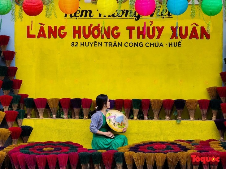 ភូមិធូប Thuy Xuan - គោលដៅដែលមិនគួររំលងពេលមកដល់ Hue - ảnh 6