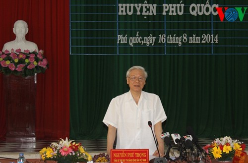 អគ្គលេខាបក្សកុម្មុយនីស្តវៀតណាមមកបំពេញការងារនៅស្រុកកោះ Phu Quoc ខេត្ត Kien Giang - ảnh 1