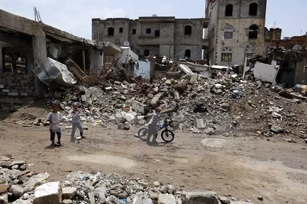 រដ្ឋាភិបាលស៊ីរីបង្កើនការវាយប្រហារតាមជើងអាកាសទៅលើក្រុមឧទ្ទាមនៅទីក្រុង Aleppo - ảnh 1