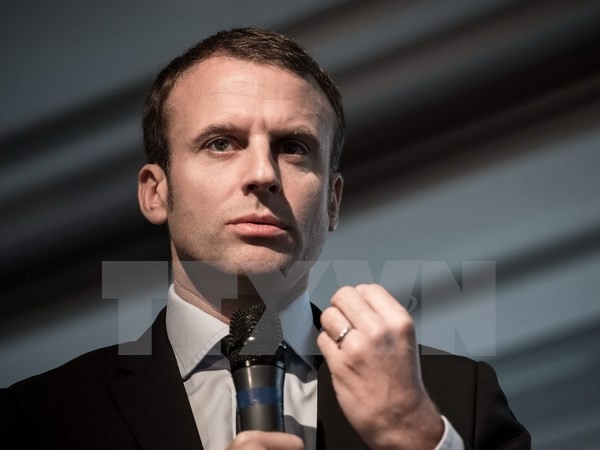 ការបោះឆ្នោតប្រធានាធិបតីបារាំង៖អតីតរដ្ឋមន្រ្តីសេដ្ឋកិច្ចលោក E. Macron ឈរឈ្មោះបោះឆ្នោត - ảnh 1