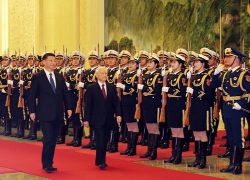 អគ្គលេខាបក្សលោក Nguyen Phu Trong ជួបចរចារជាមួយអគ្គលេខាបក្សនិងជាប្រធានរដ្ឋចិន លោក Xi Jinping - ảnh 1
