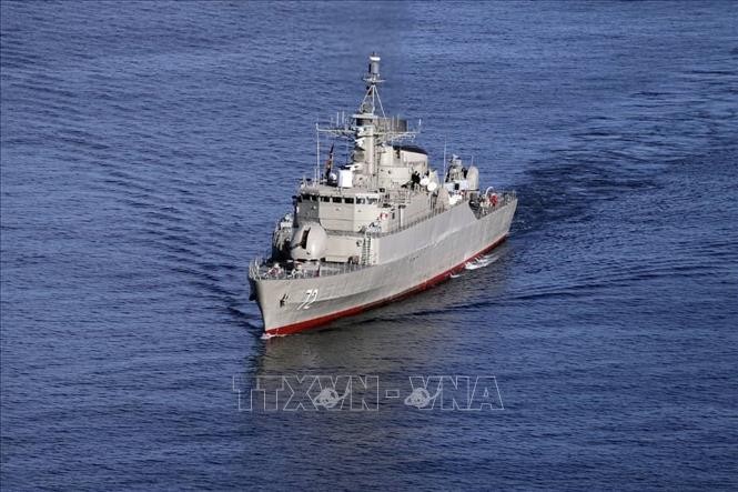 Iran menyatakan akan mempertahankan aktivitas-aktivitas angkatan laut di Teluk - ảnh 1