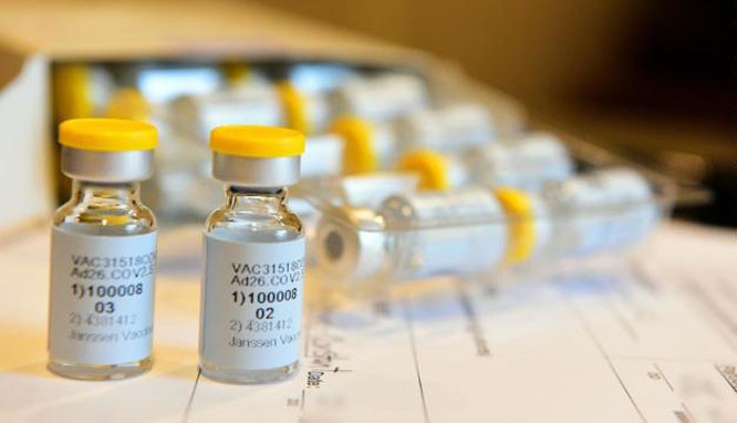 Vaksin Covid-19 ke-4 di AS memasuki uji coba tahap terakhir  - ảnh 1