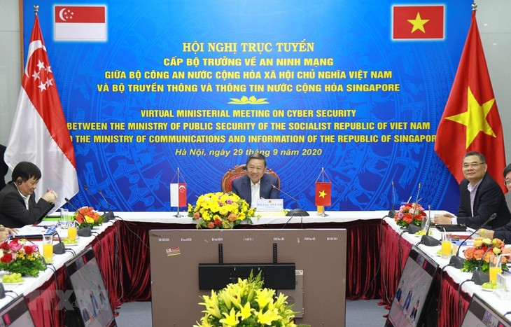 Mendorong kerja sama keamanan siber Vietnam-Singapura menjadi model dalam ASEAN - ảnh 1
