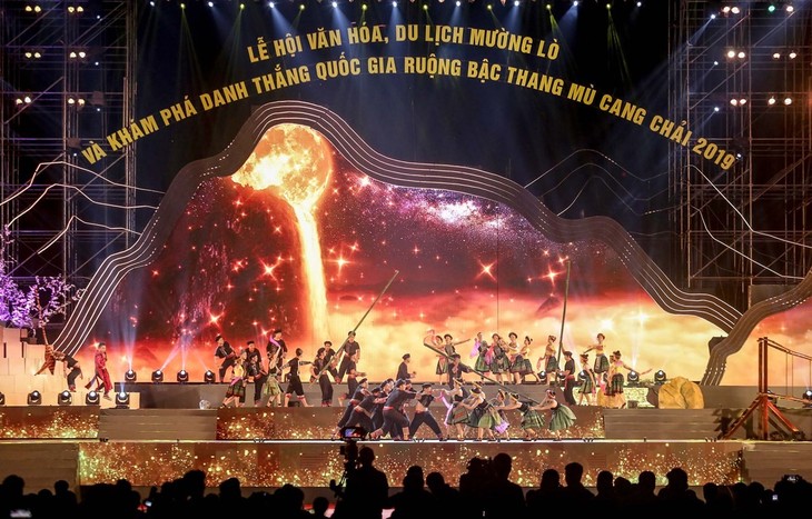 Festival budaya-wisata Muong Lo mendapat penghargaan besar Amerika Serikat - ảnh 1
