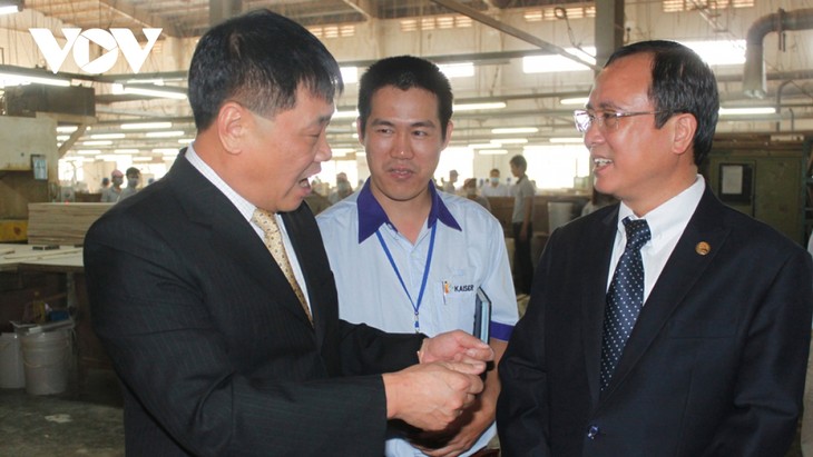 Efektivitas penyerapan modal FDI dari pekerjaan hubungan luar negeri di Provinsi Binh Duong - ảnh 2