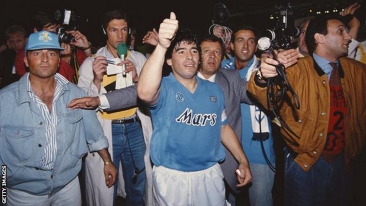 Karier jaya Diego Maradona melalui foto-foto - ảnh 11