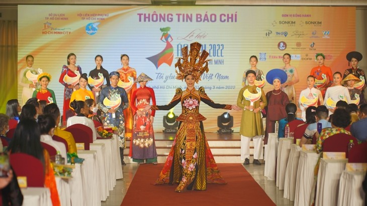 Kota Ho Chi Minh Selenggarakan Festival Ao Dai dengan Banyak Aktivitas yang Khas - ảnh 1