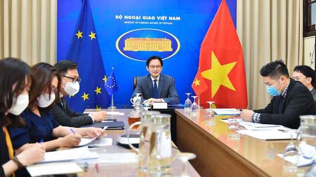 Perkokoh dan Perluas Kerja Sama di Bidang-Bidang Prioritas antara Vietnam dan Uni Eropa - ảnh 1