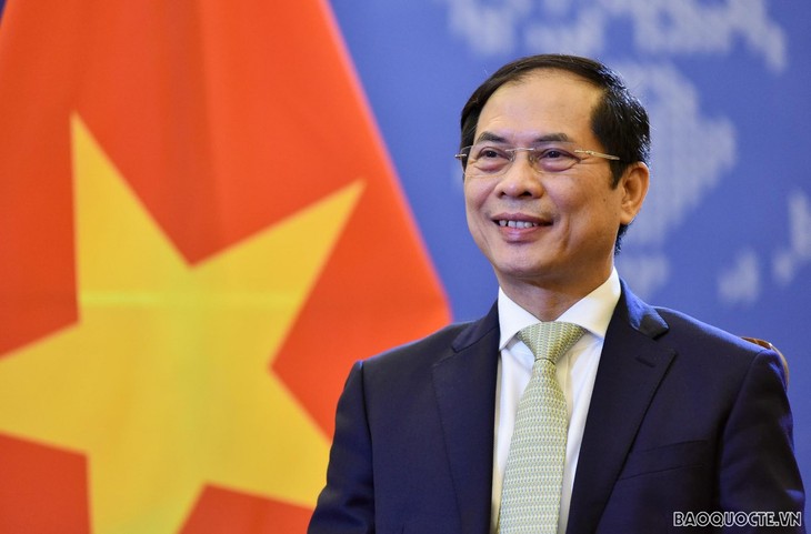 Vietnam Hadiri Konferensi Menlu Kerja Sama Mekong-Lancang ke-7 - ảnh 1